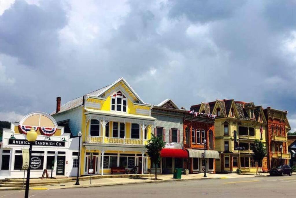The Cast Iron Lady Wyalusing Exterior foto